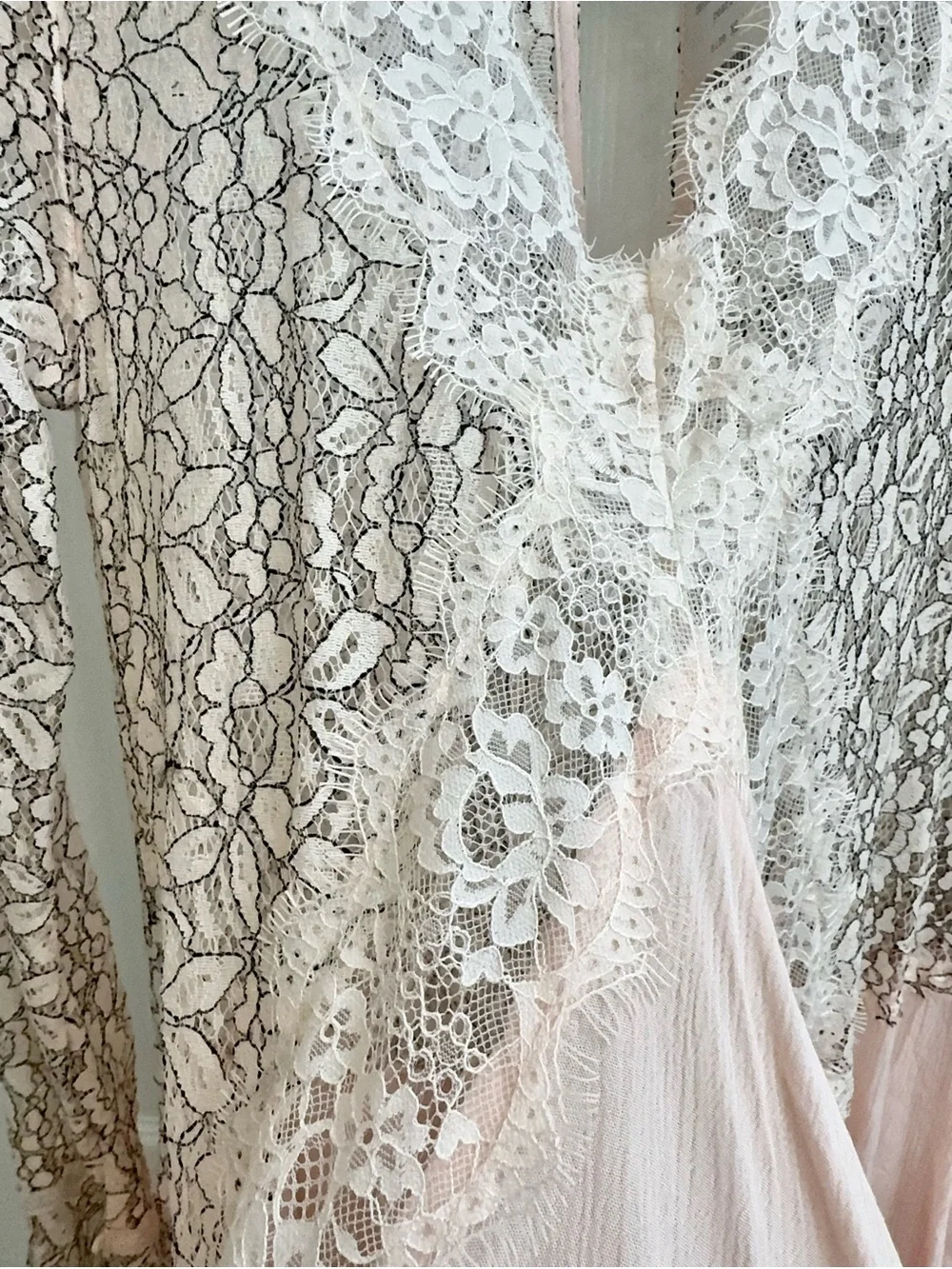 🌸Free People Pearl Lace Overlay Top in Soft Blush 🌸